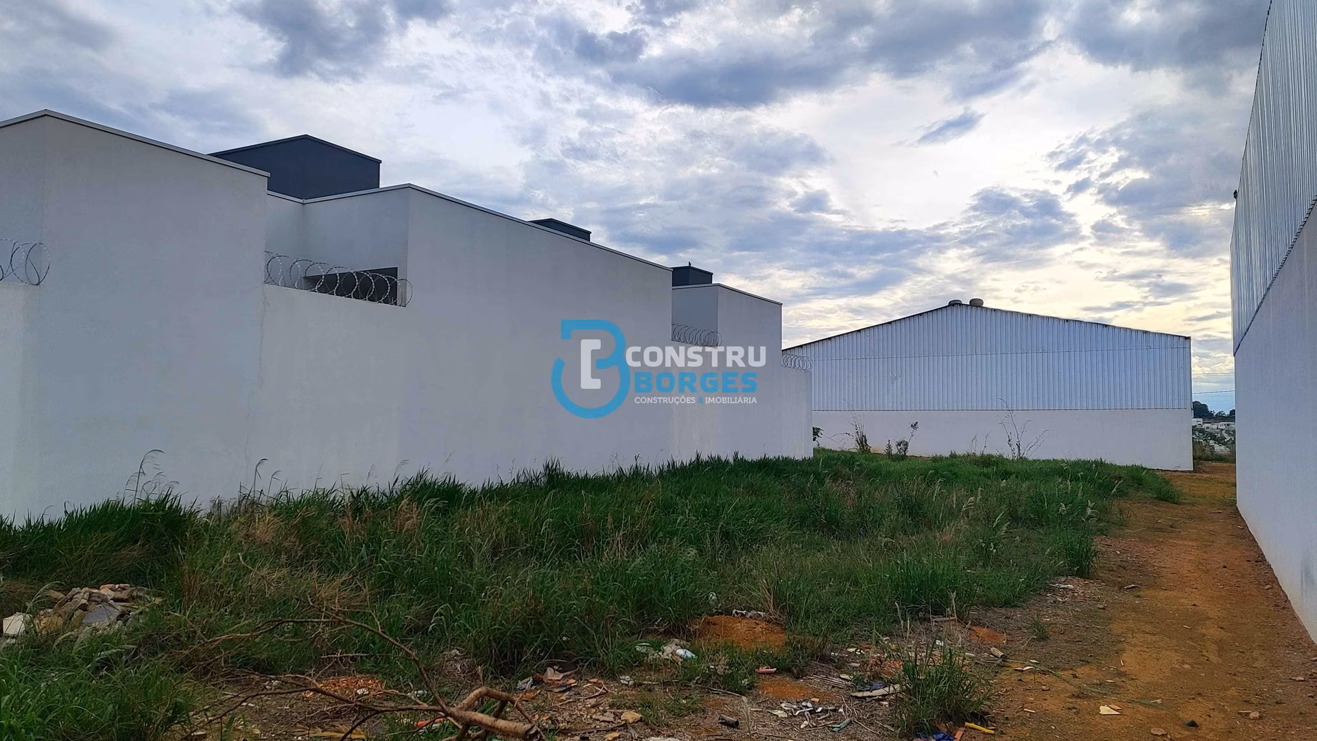 Lote Comercial no Bairro Nações - Foto 2