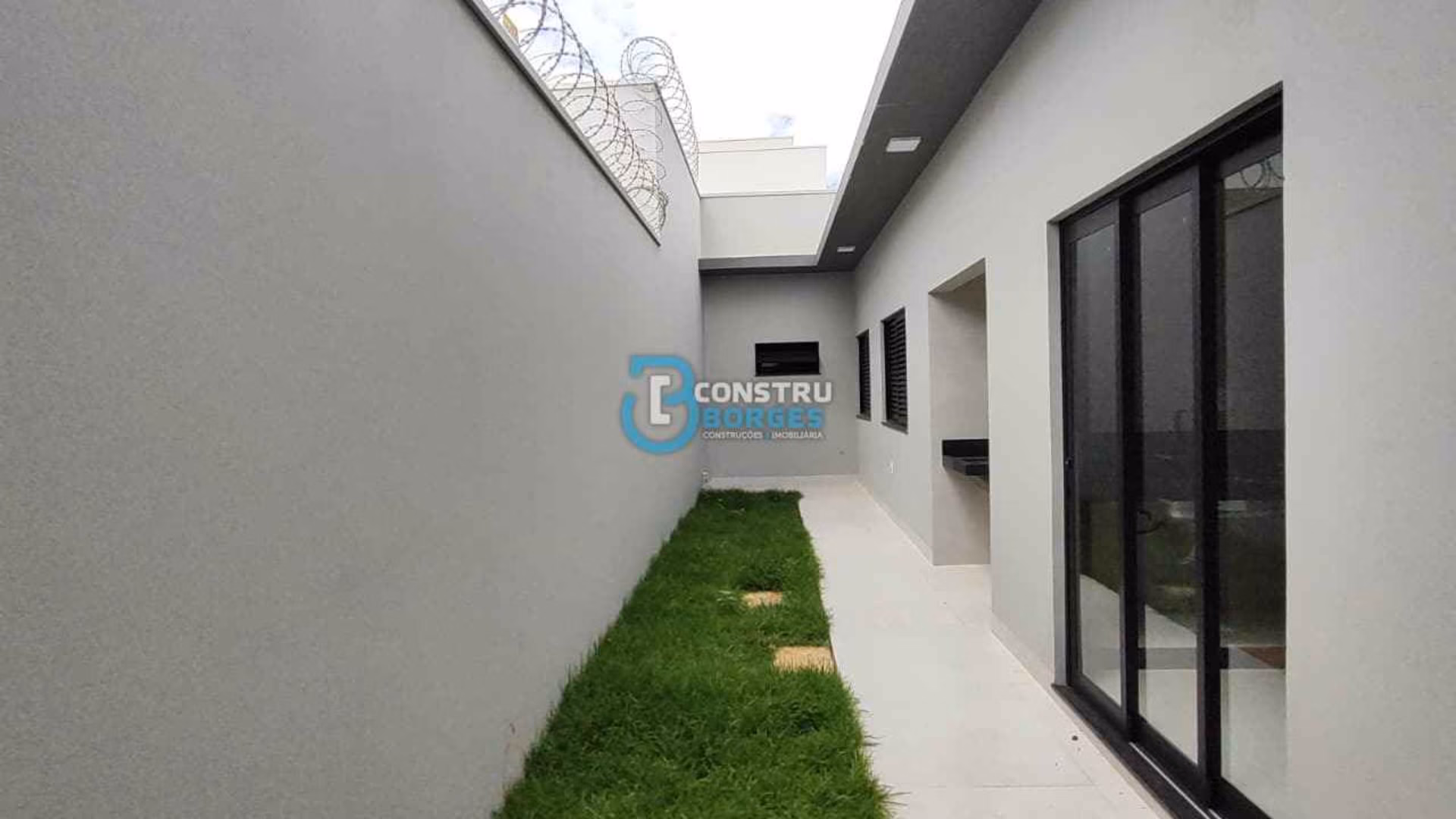 Casa no Bairro New Golden - Foto 14