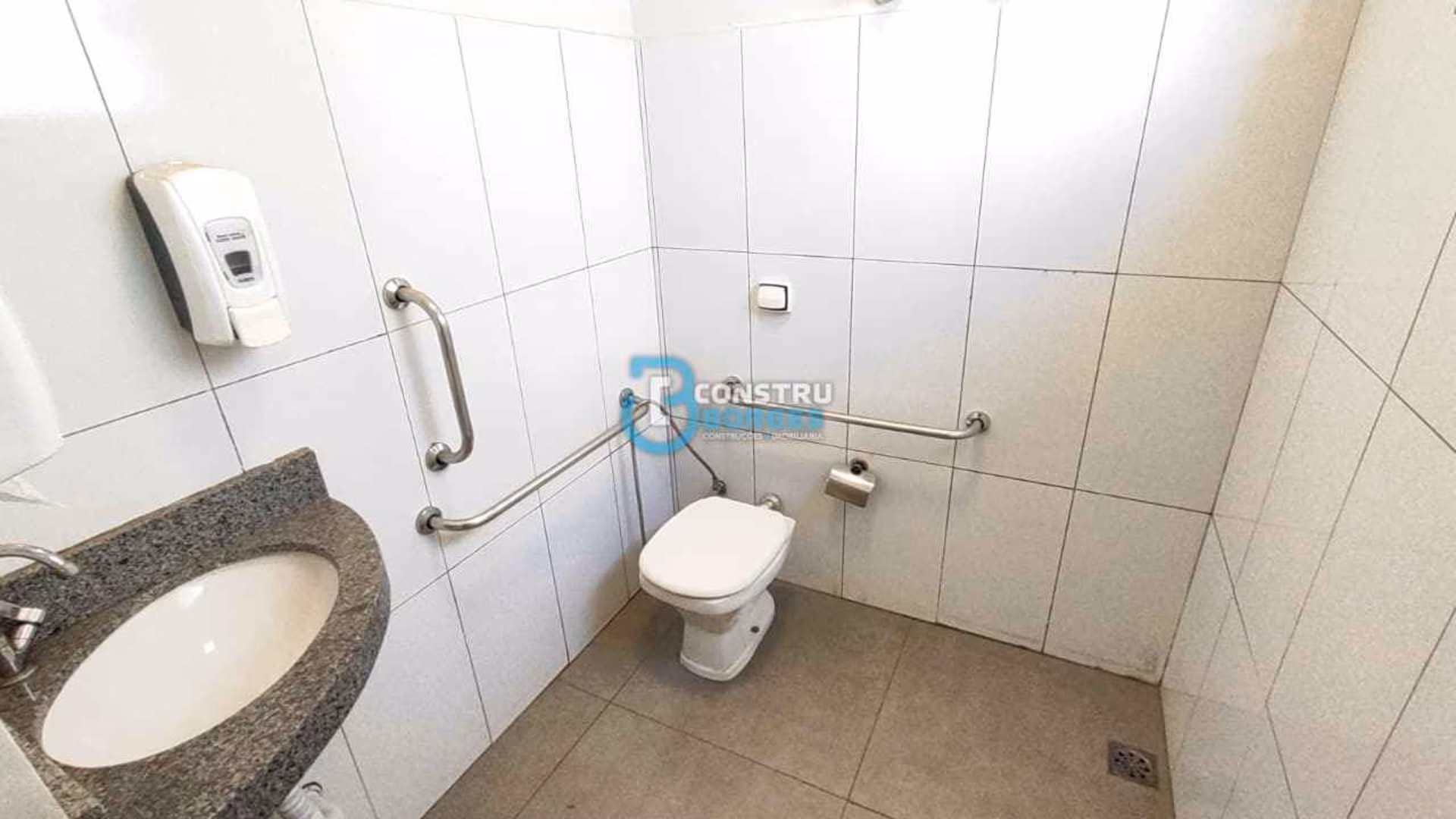 Imóvel Comercial no Bairro São Cristóvão - Foto 11