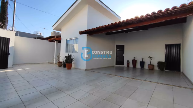 Casa no Bairro Santa Terezinha - Foto 1