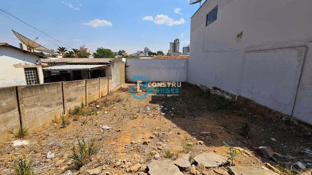 Lote Residencial no Bairro Constantino - Foto 1